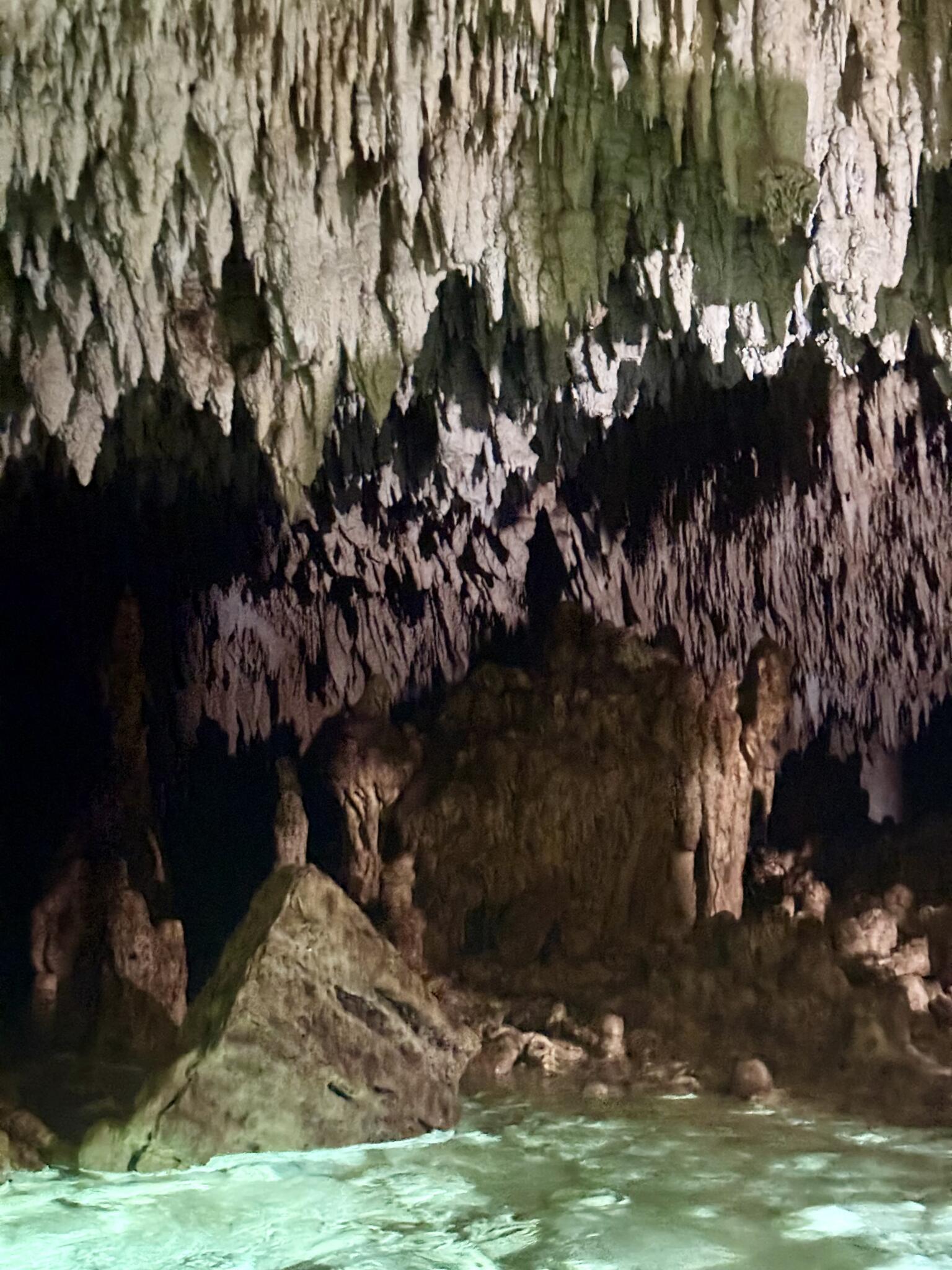 Cenote Nohoch Nah Chich